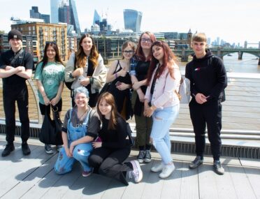 Ron Dearing UTC art students draw new ideas from London galleries trip cover image