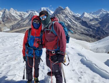 Ron Dearing UTC student takes on Nepal’s highest trekking peak in charity challenge cover image